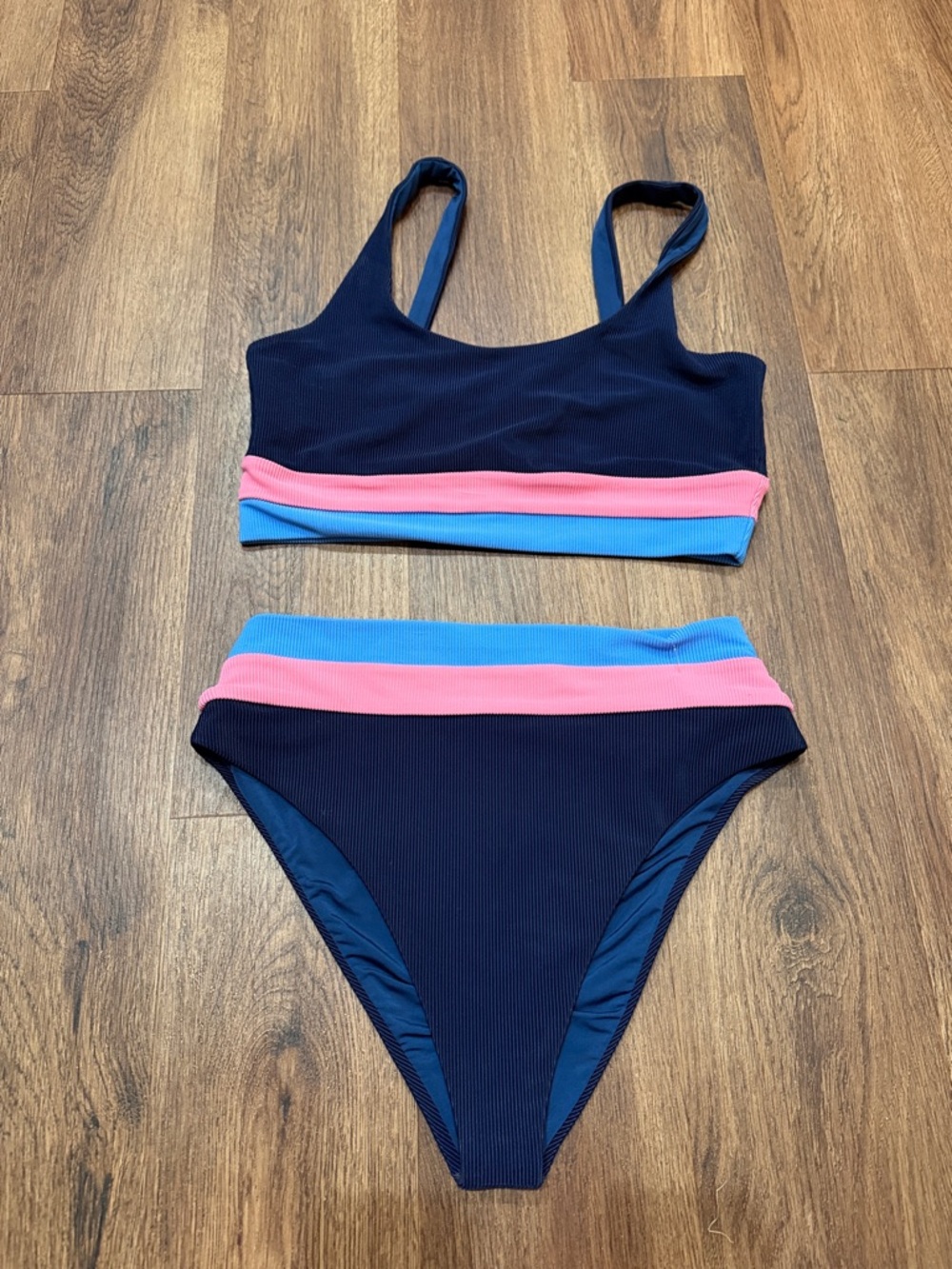 New Beach Riot Bikini Set - Picture 3 of 5